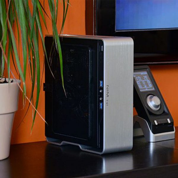 Console Killer AMD Gaming VEGA Graphics Mini ITX PC